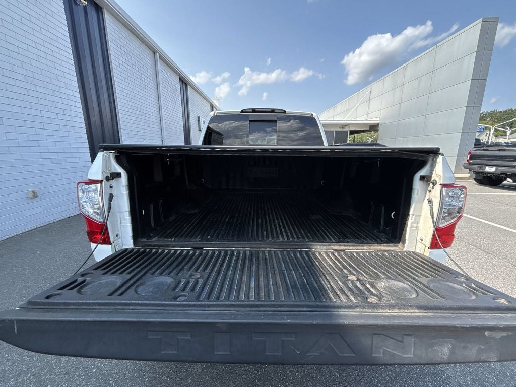 2018 Nissan Titan SV