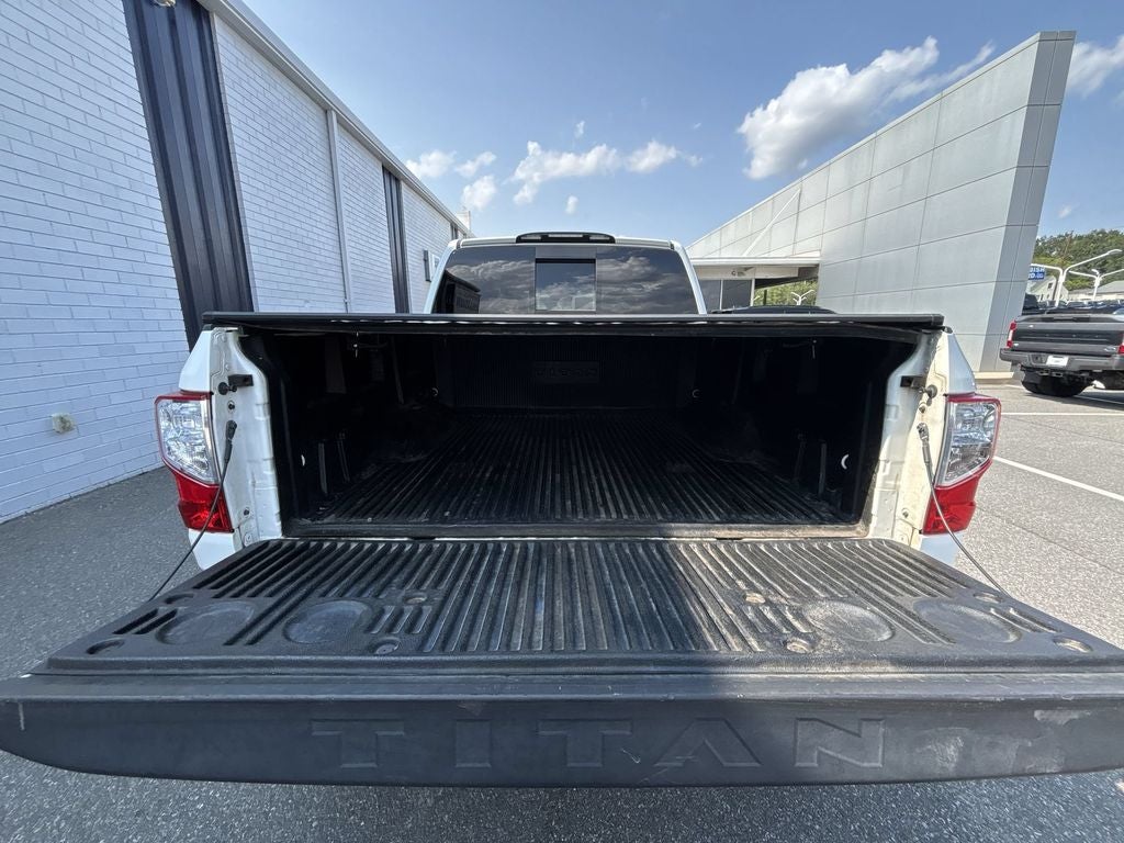 2018 Nissan Titan SV