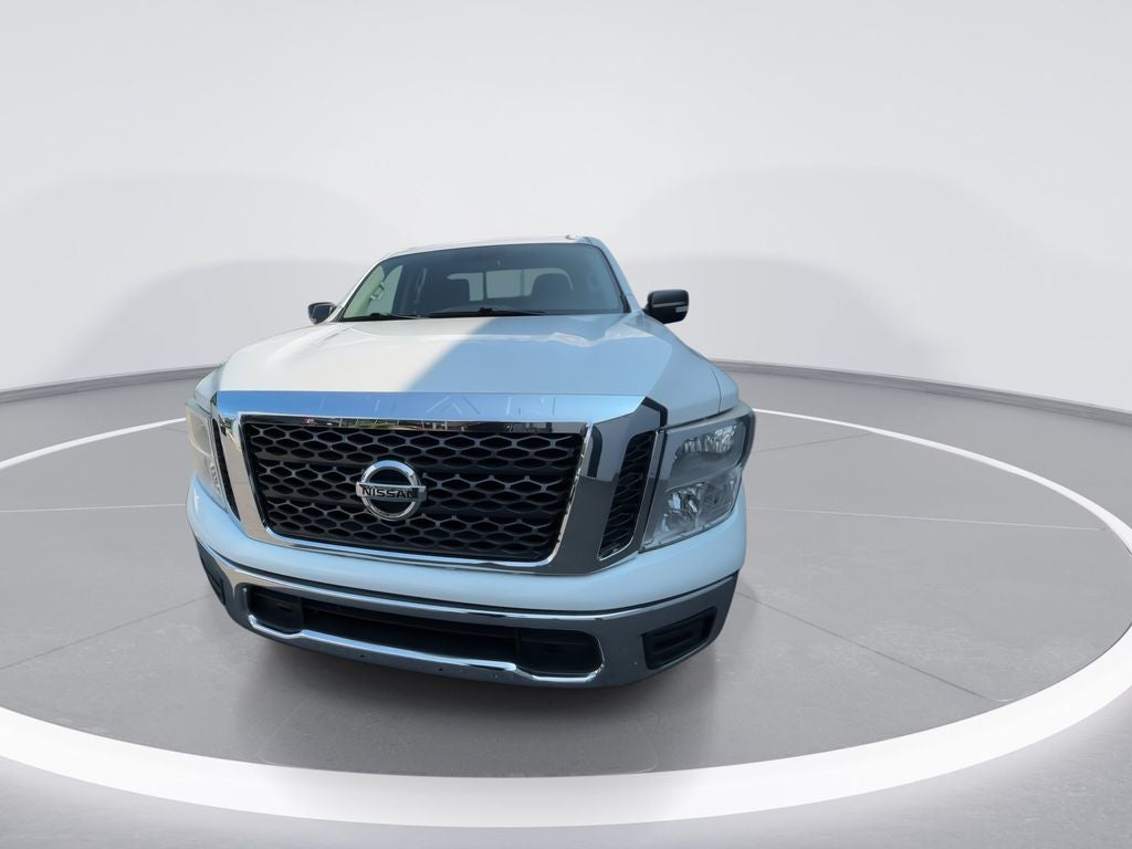 2018 Nissan Titan SV