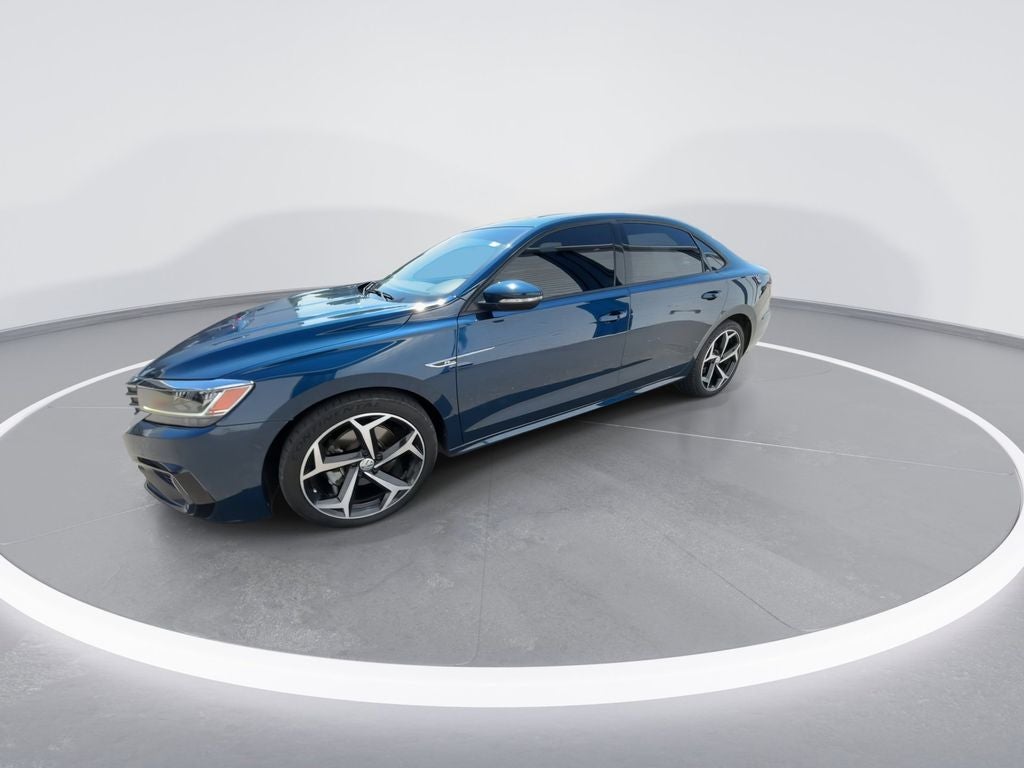 2021 Volkswagen Passat 2.0T R-Line