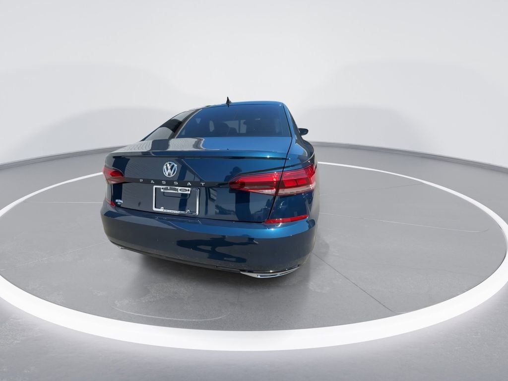 2021 Volkswagen Passat 2.0T R-Line