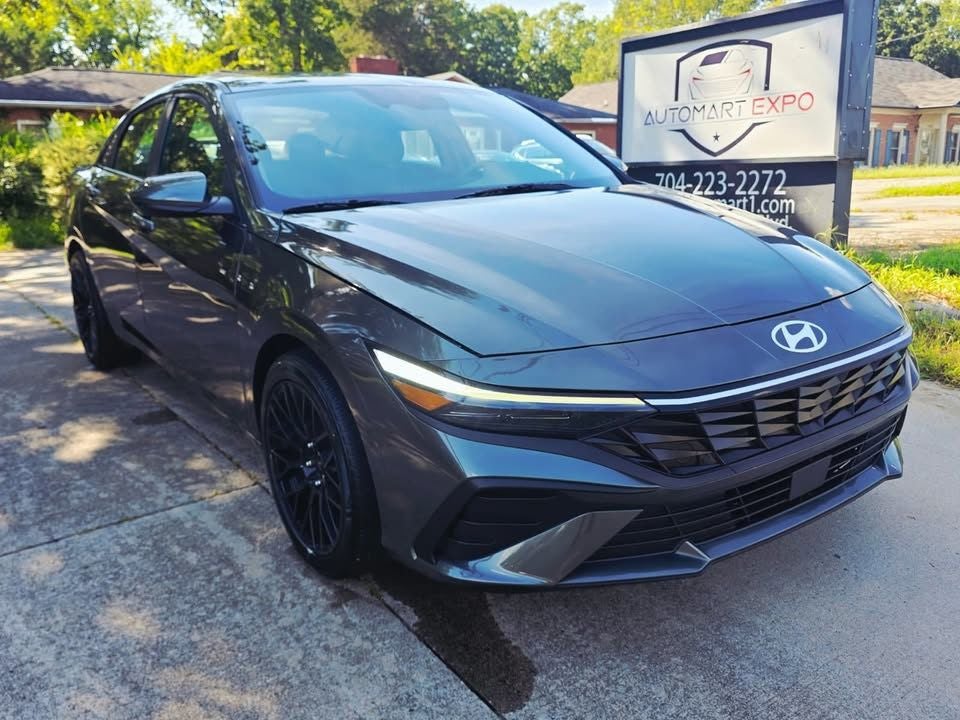 2025 Hyundai Elantra SEL Sport