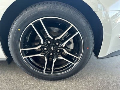 2023 Ford MUSTANG Premium