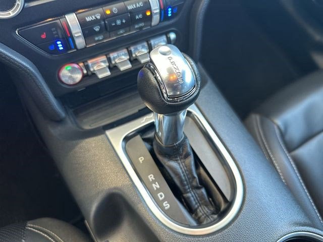 2023 Ford MUSTANG Premium