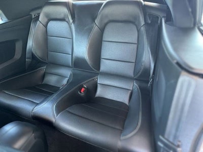 2023 Ford MUSTANG Premium