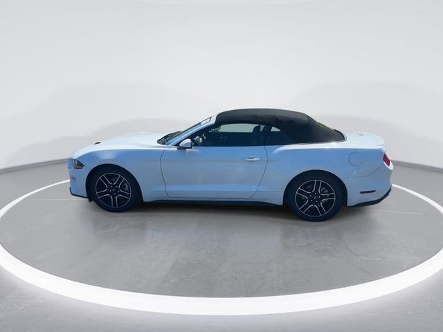 2023 Ford MUSTANG Premium