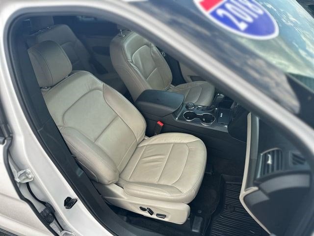 2018 Ford EXP XLT