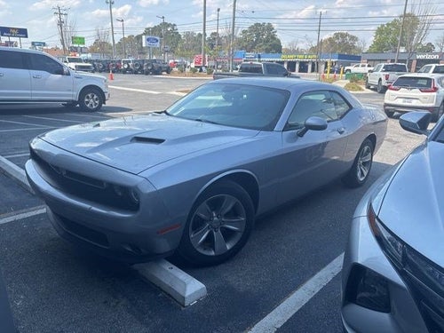 2018 Dodge CHALLENGER SXT