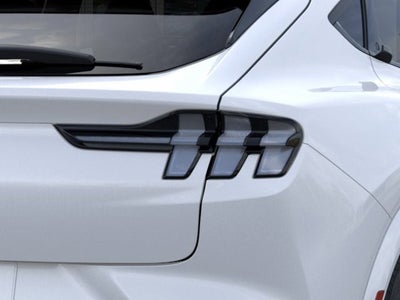 2026 Ford MUSTANG MACHE Premium