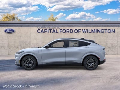 2026 Ford MUSTANG MACHE Premium