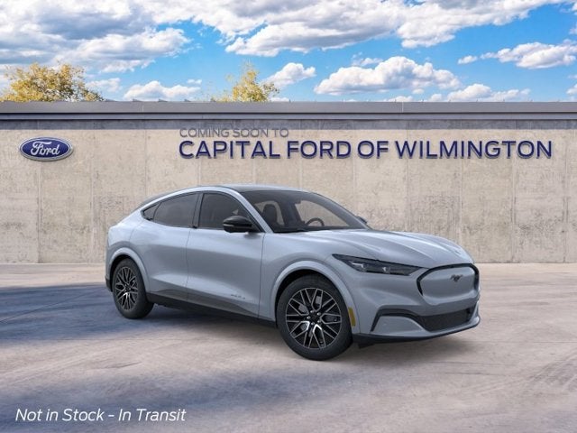 2026 Ford MUSTANG MACHE Premium