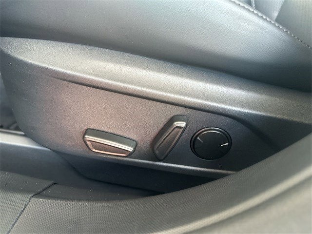 2024 Ford MUSTANG MACHE Premium