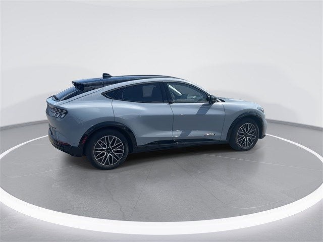 2024 Ford MUSTANG MACHE Premium