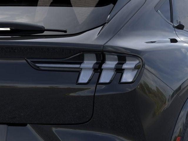 2026 Ford MUSTANG MACHE Premium