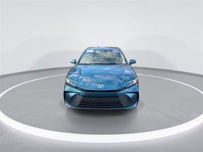 2025 Toyota CAMRY LE