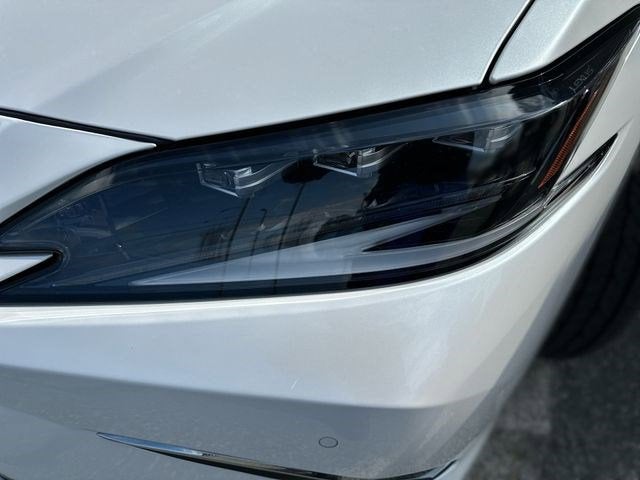 2024 Lexus ES300H 300h Ultra Luxury