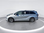 2021 Toyota SIENNA HV XL