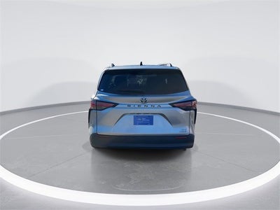 2021 Toyota SIENNA HV XL