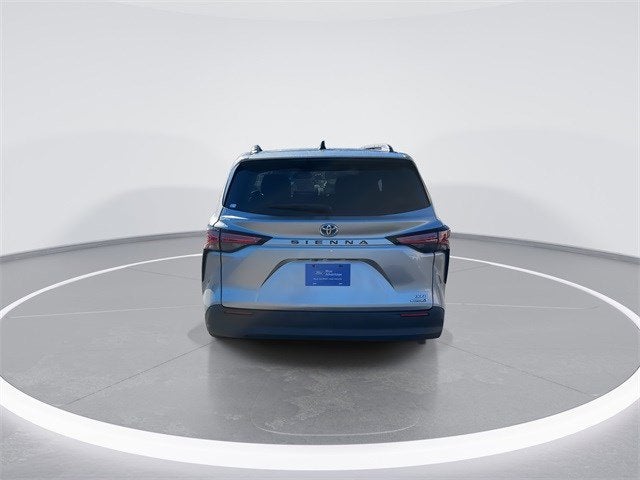 2021 Toyota SIENNA HV XL