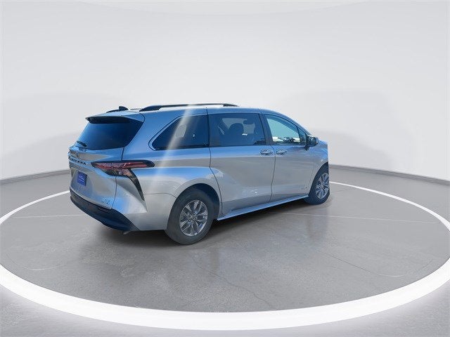 2021 Toyota SIENNA HV XL