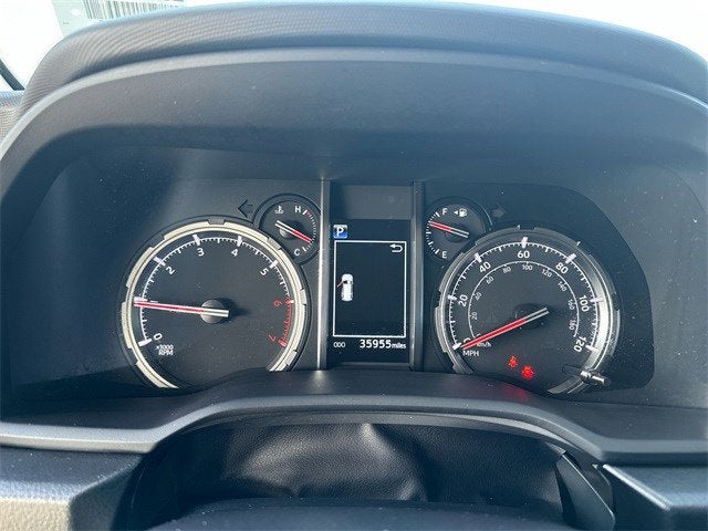 2021 Toyota 4 RUNNER Venture