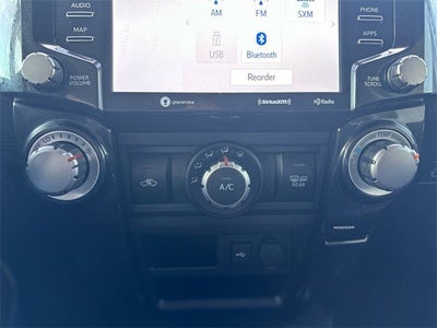 2021 Toyota 4 RUNNER Venture