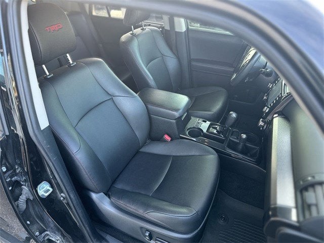 2021 Toyota 4 RUNNER Venture