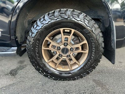 2017 Toyota LAND CRUISER Base