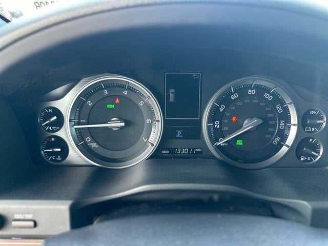 2017 Toyota LAND CRUISER Base