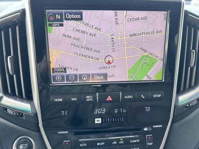 2017 Toyota LAND CRUISER Base