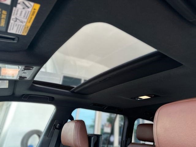 2017 Toyota LAND CRUISER Base