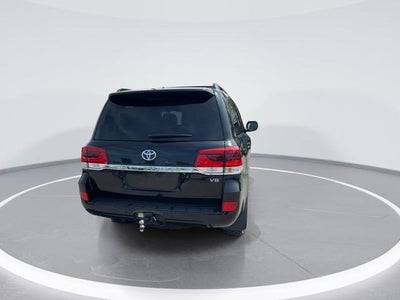2017 Toyota LAND CRUISER Base