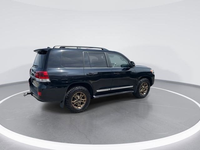 2017 Toyota LAND CRUISER Base