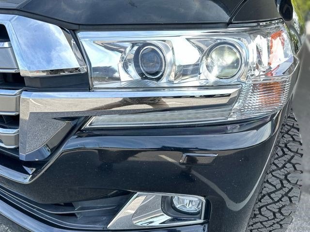2017 Toyota LAND CRUISER Base