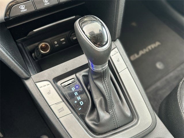 2017 Hyundai ELANTRA Value Edition