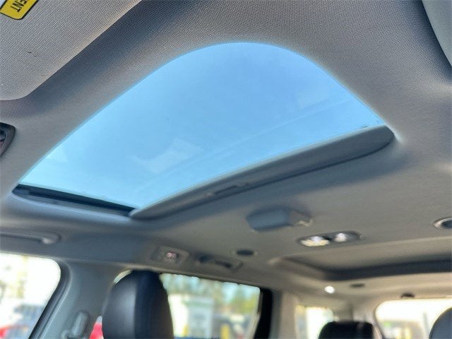 2025 Kia CARNIVAL SX Prestige