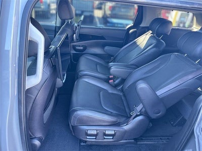 2025 Kia CARNIVAL SX Prestige