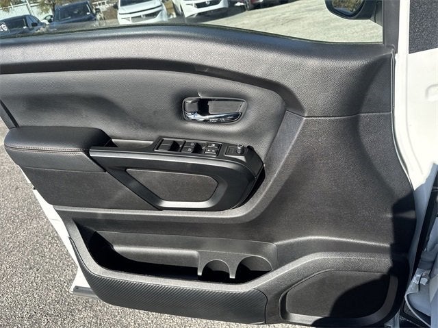 2024 Nissan Titan PRO-4X