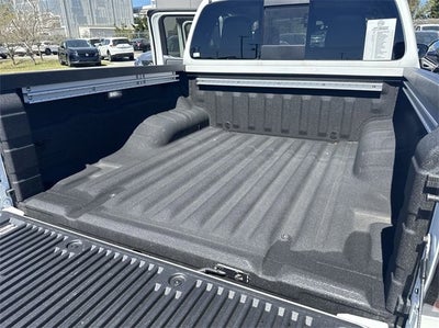 2024 Nissan Frontier SL