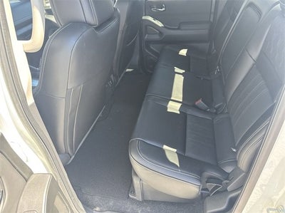 2024 Nissan Frontier SL