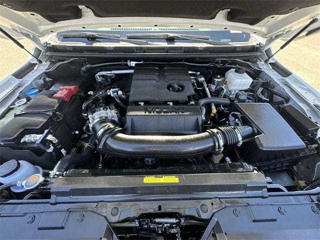 2024 Nissan Frontier SL