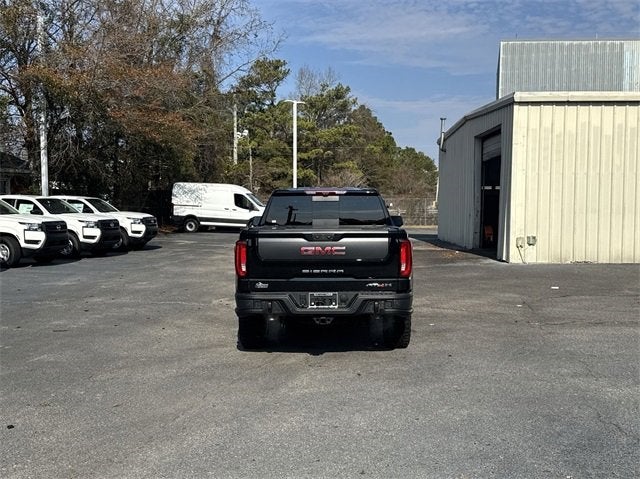 2023 GMC Sierra 1500 AT4X