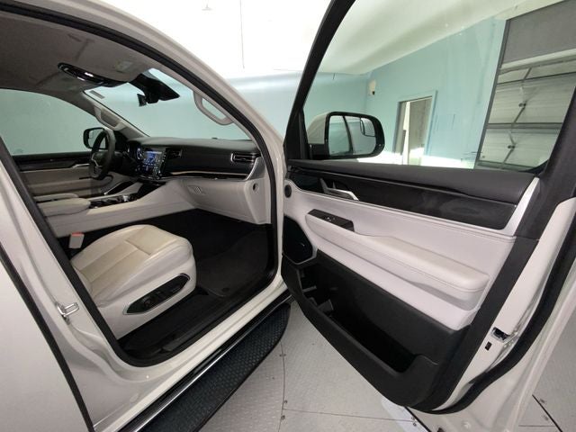 2022 Jeep Wagoneer Series I