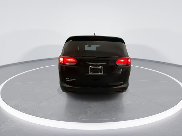 2021 Chrysler Voyager LX