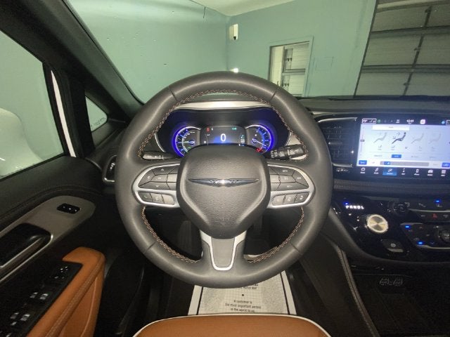 2024 Chrysler Pacifica Hybrid Pinnacle