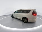 2024 Chrysler Pacifica Hybrid Pinnacle