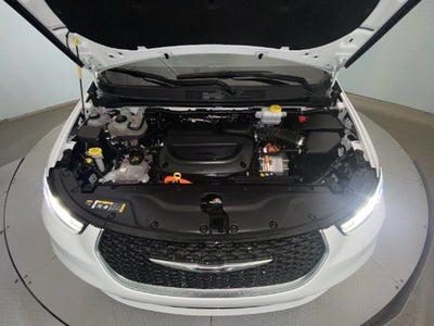 2024 Chrysler Pacifica Hybrid Pinnacle