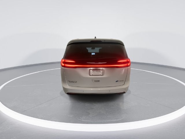 2024 Chrysler Pacifica Hybrid Pinnacle