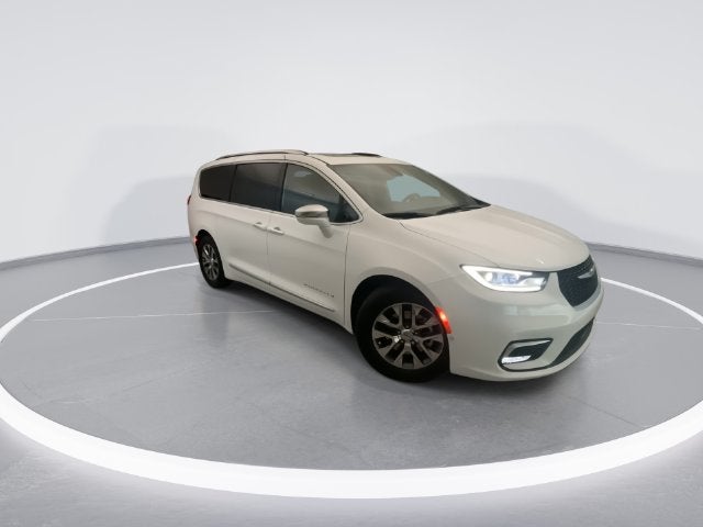 2024 Chrysler Pacifica Hybrid Pinnacle