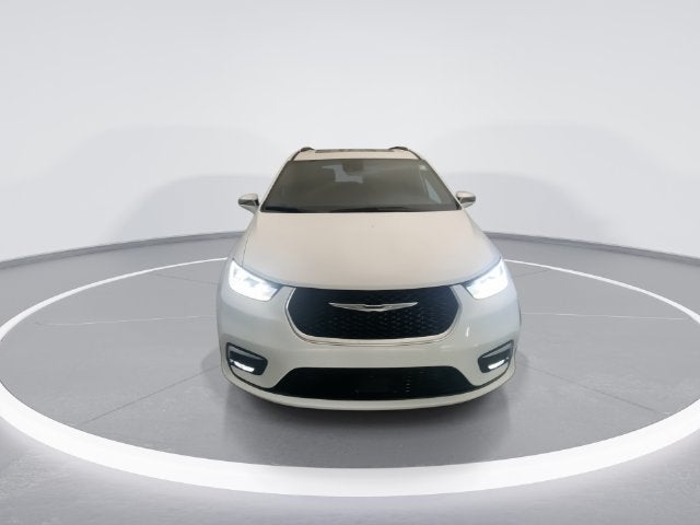 2024 Chrysler Pacifica Hybrid Pinnacle
